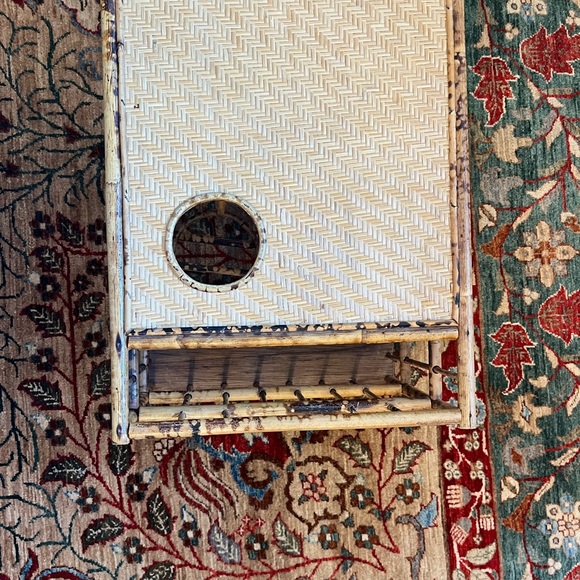 Chinoiserie Bamboo Breakfast Bed Tray with Magazine Rack and Cup Holder - Picture 5 of 7